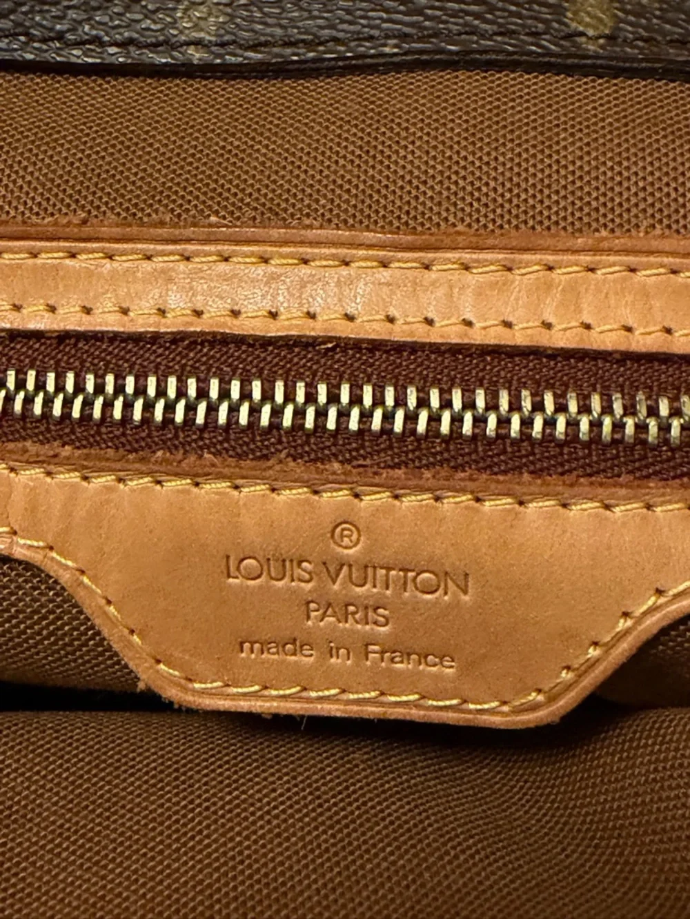 Louis Vuitton Piano Tote Monogram Shoulder Bag Authenticated Clean Interior - Picture 13 of 16